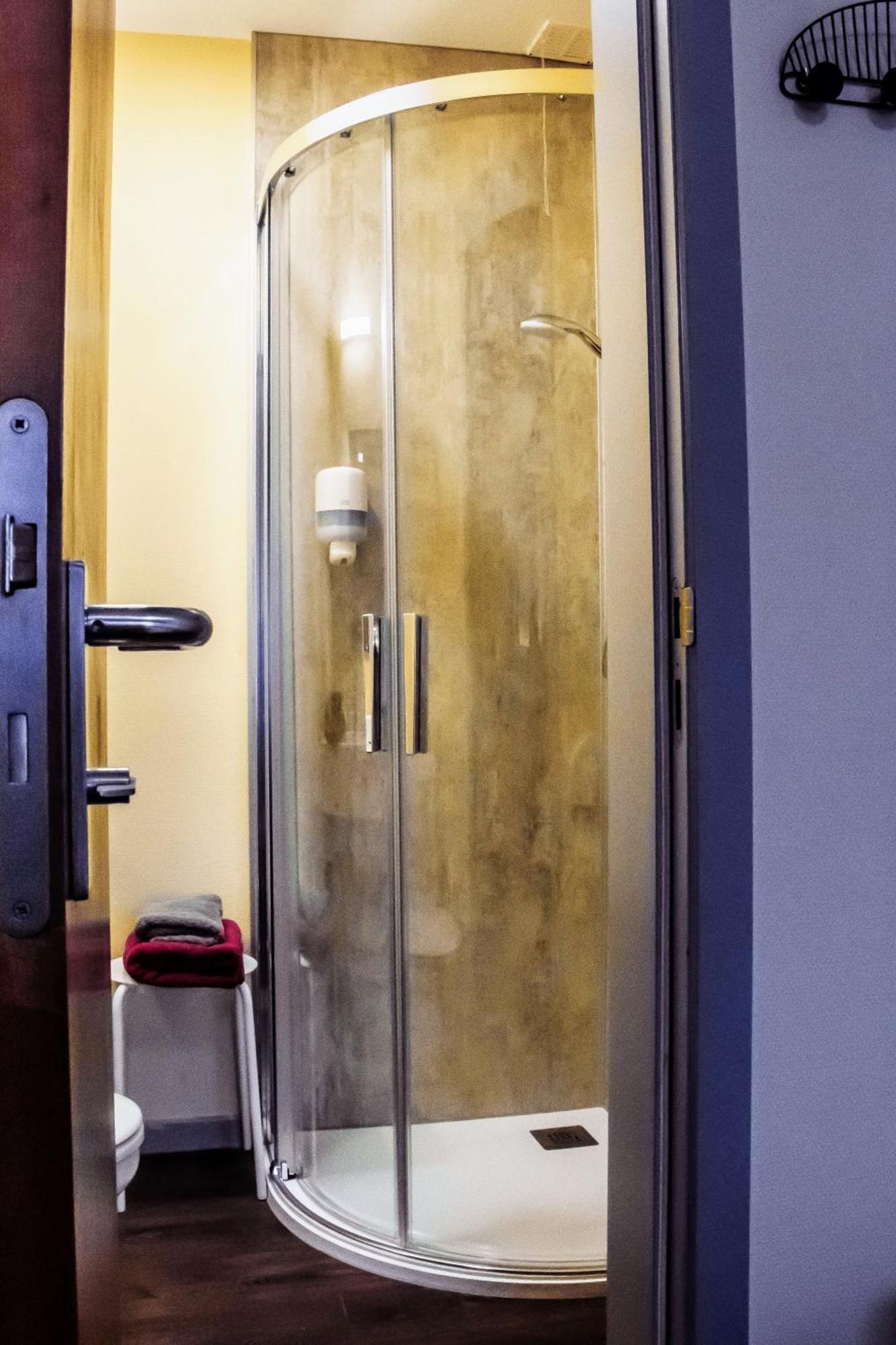 Hotel Des Postes Houffalize Room photo